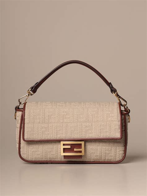 fendi baguette bag white